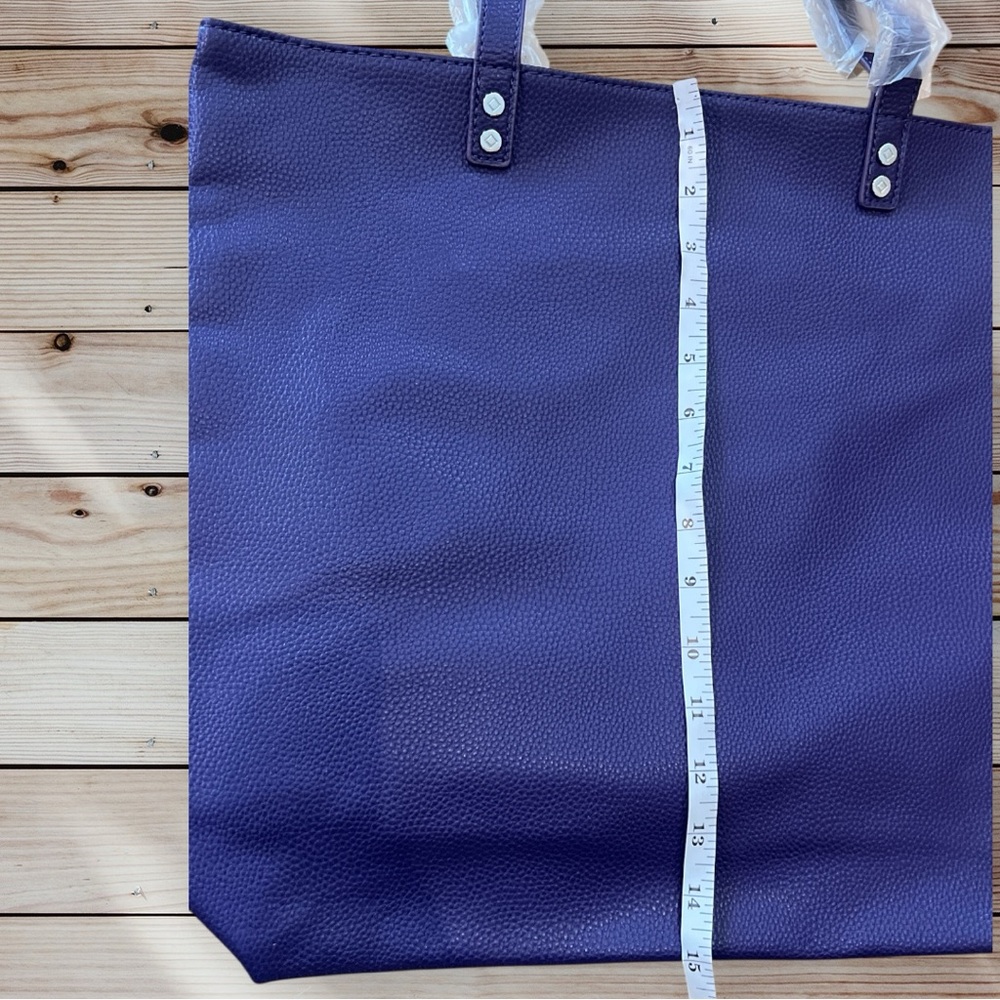 Thirty-One Around Town Tote Posh Purple Pebble - Picture 5 of 8